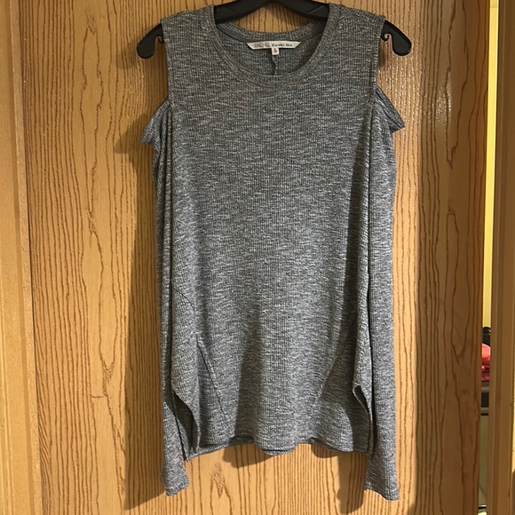 RACHEL Rachel Roy Cold Shoulder Top - Picture 1 of 4